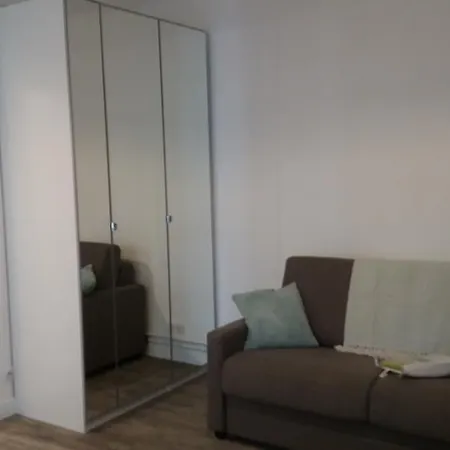 Apartment Marais 4 * Parigi
